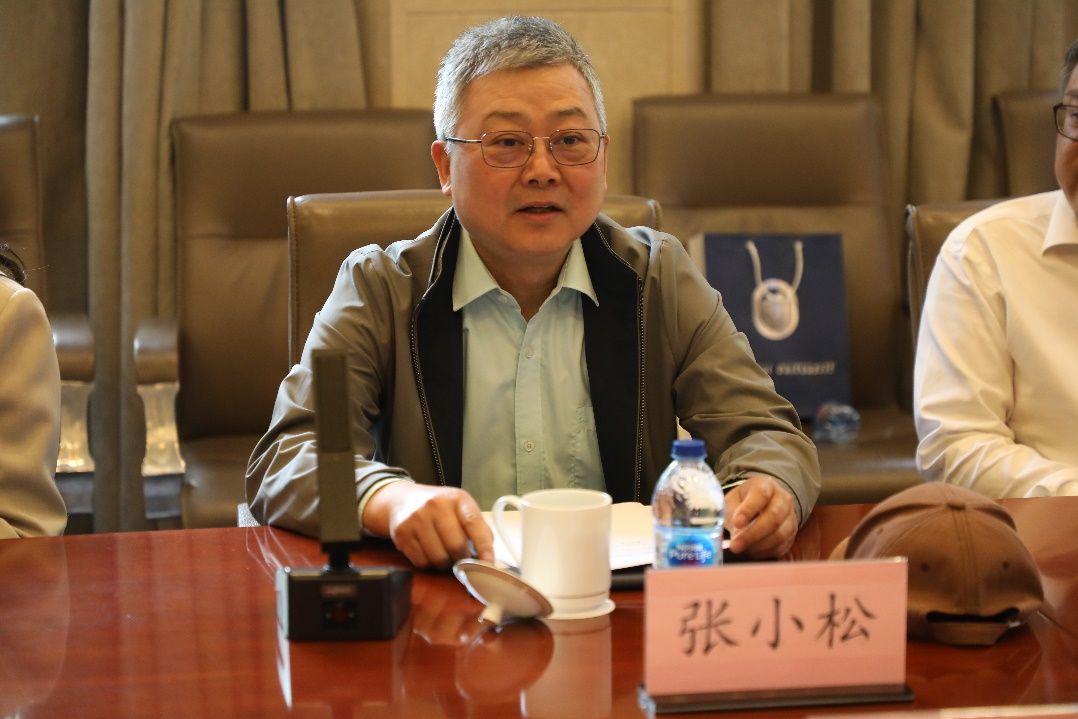 上海市政协对外友好委员会主任张小松一行来校调研-尊龙凯时