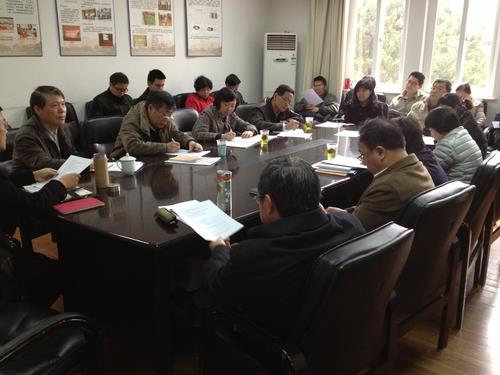 机自学院召开新一轮刷新生长头脑解放大讨论座谈会-尊龙凯时