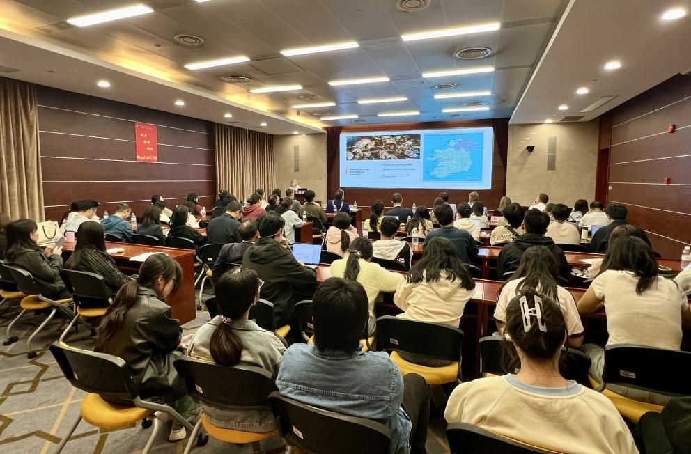 爱尔兰科克市市长一行会见尊龙凯时-尊龙凯时