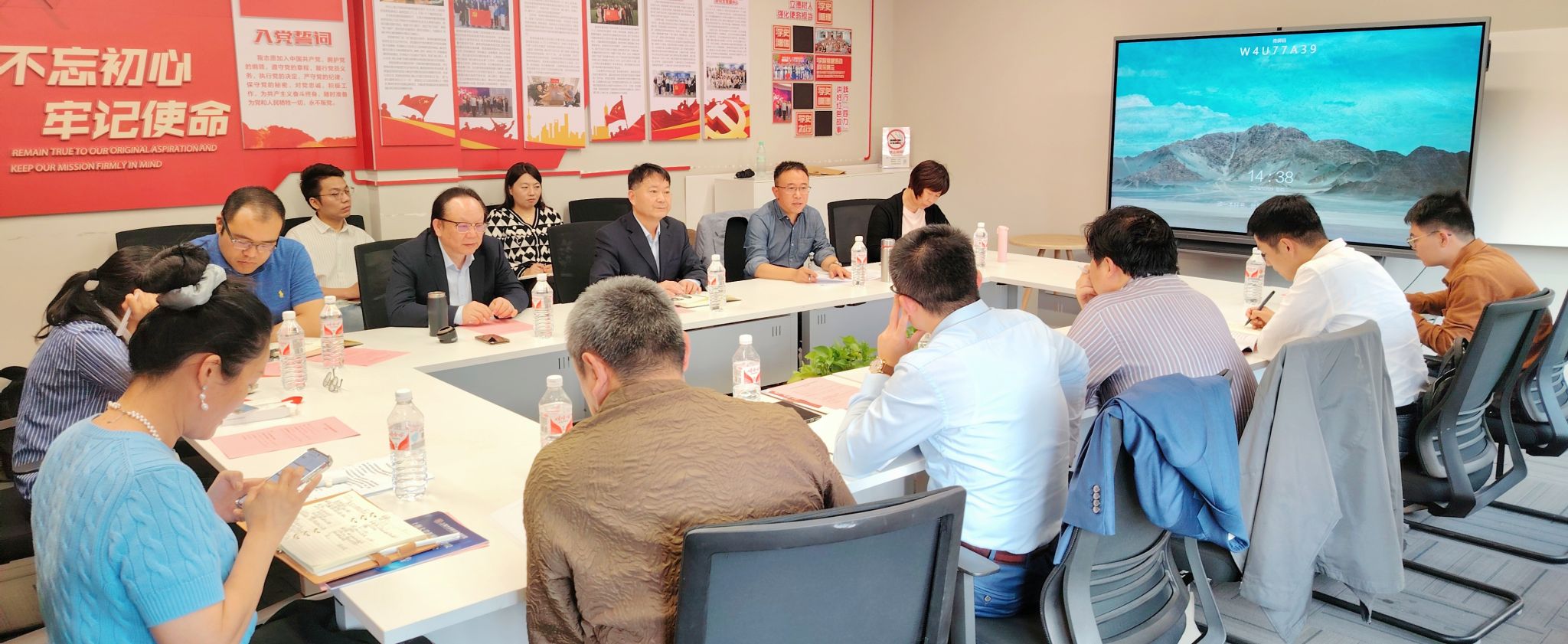 携手共进，，共促生长——尊龙凯时文科处向导调研新闻撒播学院-尊龙凯时