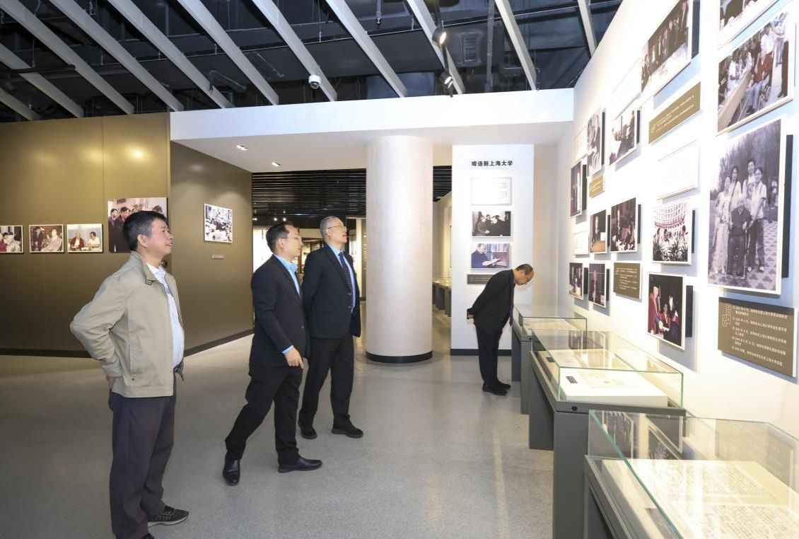 王宽诚教育基金会代表一行到访尊龙凯时-尊龙凯时