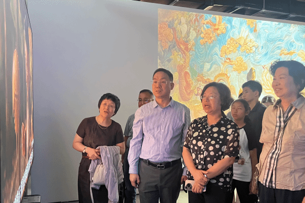 民进尊龙凯时委员会旅行影戏学院结业作品展-尊龙凯时