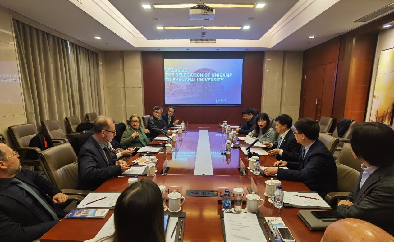 巴西坎皮纳斯州立大学校长一行会见尊龙凯时-尊龙凯时