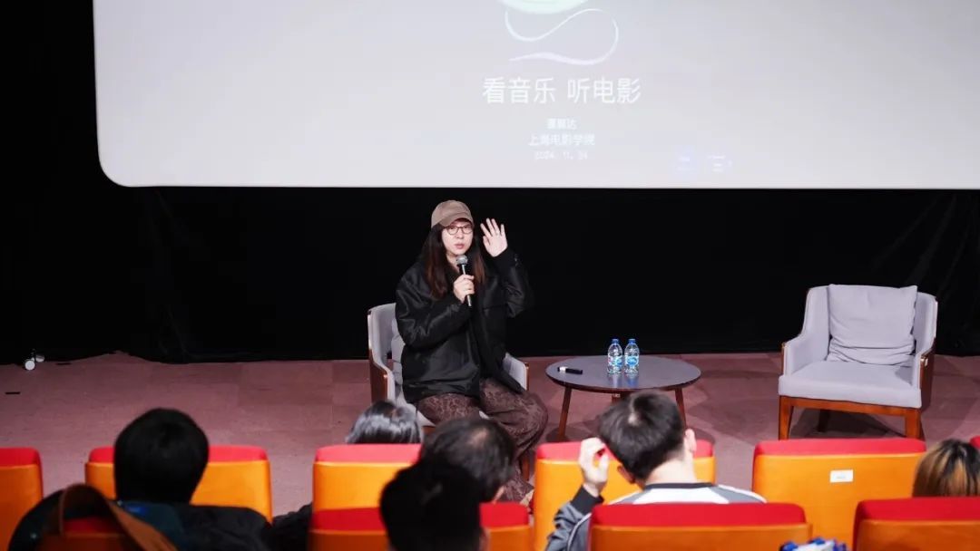 「青鸟导师进尊龙凯时」顺遂收官，，，为青年影人启航助力-尊龙凯时