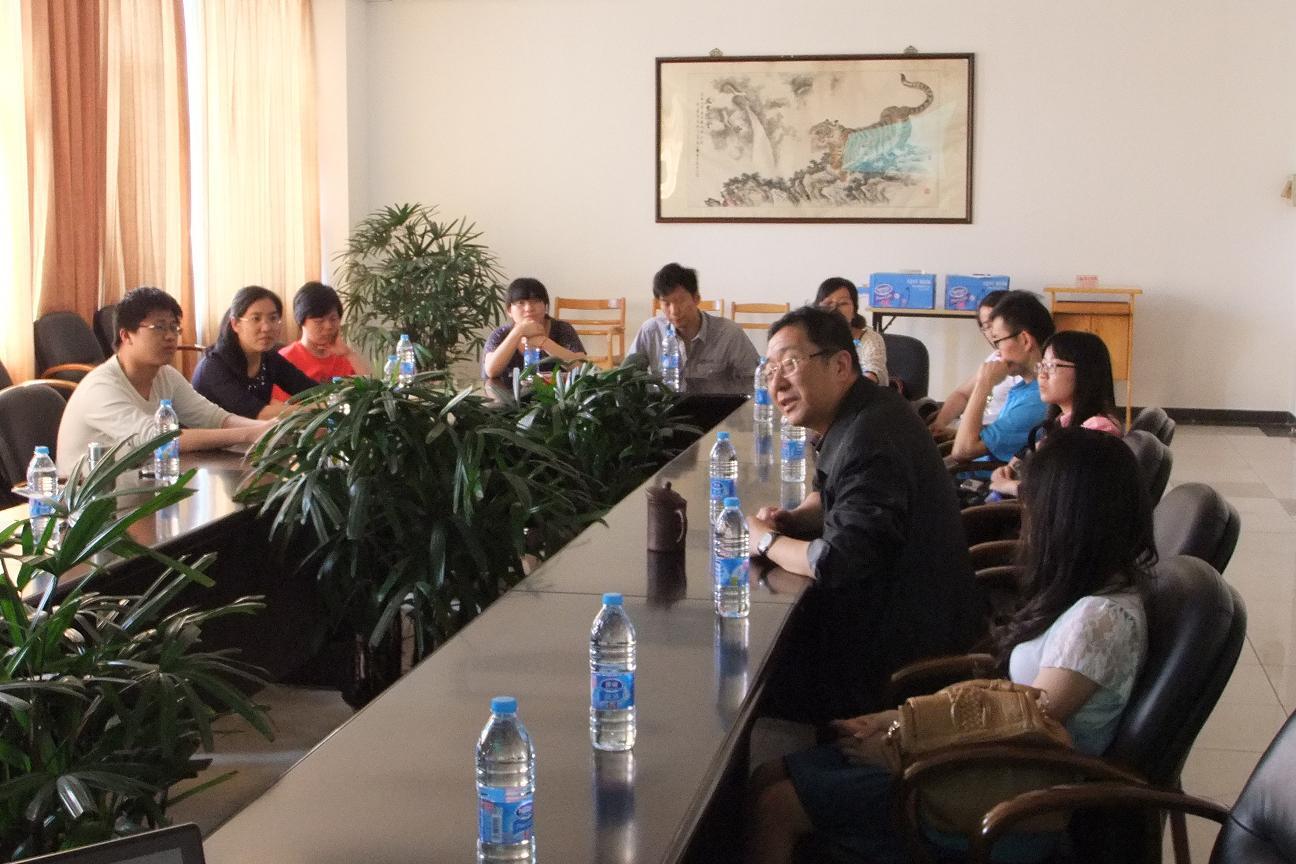图书馆举行 “大学梦、未来梦、中国梦”主题念书沙龙-尊龙凯时