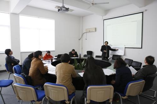 数码艺术学院召开刷新生长头脑解放专题讨论会-尊龙凯时